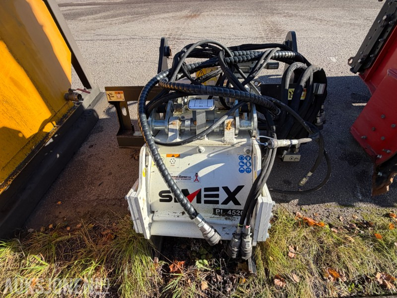 2018 Simex PL 4520 Asfaltfres med hjullaster festeramme - Equipo de construcción: foto 3 2018 Simex PL 4520 Asfaltfres med hjullaster festeramme - Equipo de construcción: foto 3