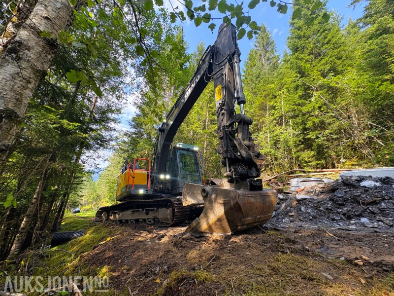 2018 Volvo EC 140EL - Tilt - GPS - ny sertifisering - 6 818 TIMER - Excavadora: foto 2 2018 Volvo EC 140EL - Tilt - GPS - ny sertifisering - 6 818 TIMER - Excavadora: foto 2