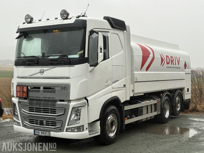 2018 Volvo FH 540 6x2 tankbil - HMK Bilcon - Lav km - Camión cisterna: foto 1 2018 Volvo FH 540 6x2 tankbil - HMK Bilcon - Lav km - Camión cisterna: foto 1