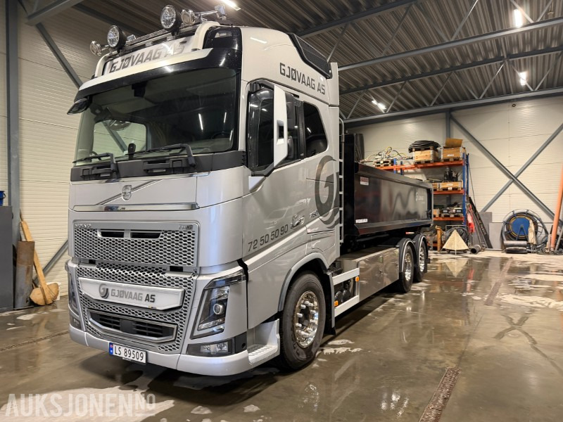 2018 Volvo FH16 750 Krokbil 6x2 - Camión multibasculante: foto 1 2018 Volvo FH16 750 Krokbil 6x2 - Camión multibasculante: foto 1