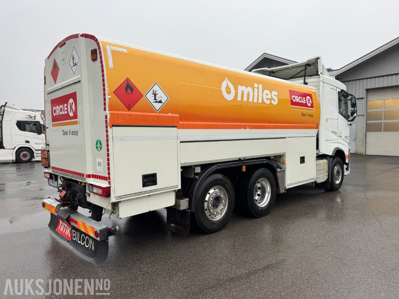 2018 Volvo FH500 - Tankbil - HMK Bilcon tankpåbygg, 18 m³, 4 kammer - Helluft - Camión cisterna: foto 5 2018 Volvo FH500 - Tankbil - HMK Bilcon tankpåbygg, 18 m³, 4 kammer - Helluft - Camión cisterna: foto 5