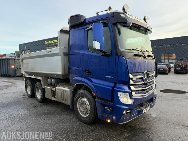 2019 Mercedes-Benz Actros 2658 6x4 Tippbil / 244646 km / 626 hk / Goldstar-kasse / Vibrator - Camión volquete: foto 4 2019 Mercedes-Benz Actros 2658 6x4 Tippbil / 244646 km / 626 hk / Goldstar-kasse / Vibrator - Camión volquete: foto 4