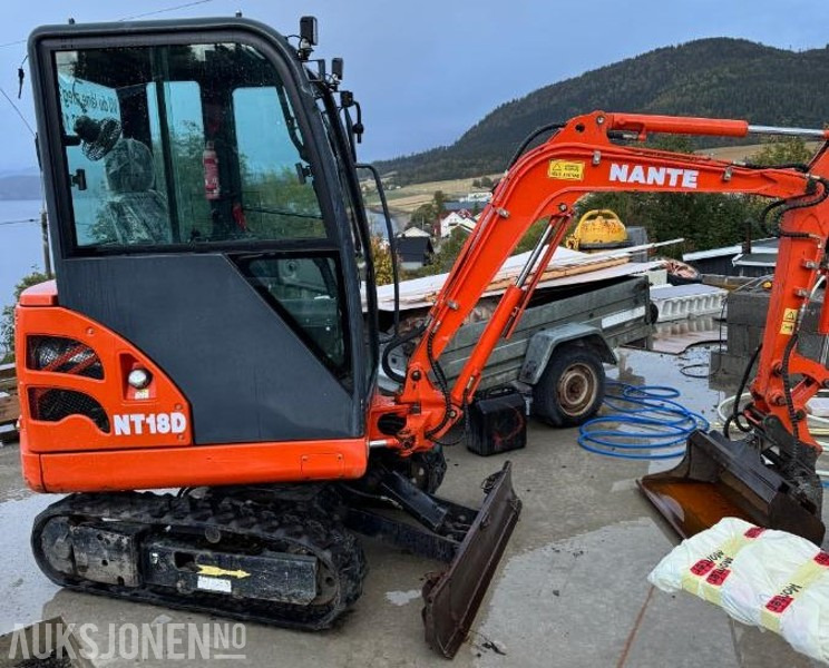 2019 Nante 18DR MVA-fri minigraver med Hyd pusseskuff og graveskuff - Kun 445 timer - Miniexcavadora: foto 1 2019 Nante 18DR MVA-fri minigraver med Hyd pusseskuff og graveskuff - Kun 445 timer - Miniexcavadora: foto 1