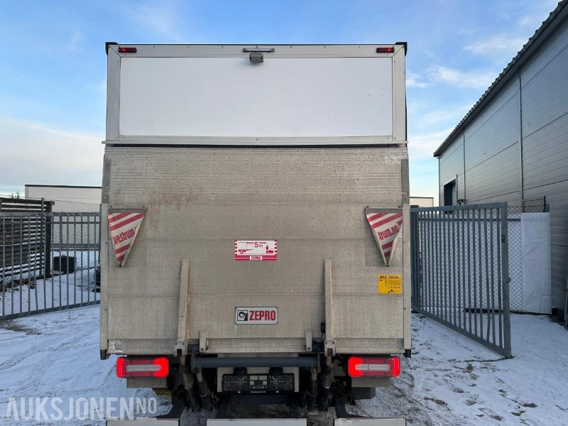2019 Volkswagen Crafter 2.0 TDI 177HP 50 CHASSIS L4 RWD AUTO, 198000KM - Camión caja cerrada: foto 3 2019 Volkswagen Crafter 2.0 TDI 177HP 50 CHASSIS L4 RWD AUTO, 198000KM - Camión caja cerrada: foto 3