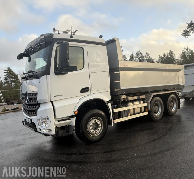2020 Mercedes-Benz Arocs 2653 DUMPERBIL - GULLAVTALE - LAV KM. - Camión volquete: foto 1 2020 Mercedes-Benz Arocs 2653 DUMPERBIL - GULLAVTALE - LAV KM. - Camión volquete: foto 1