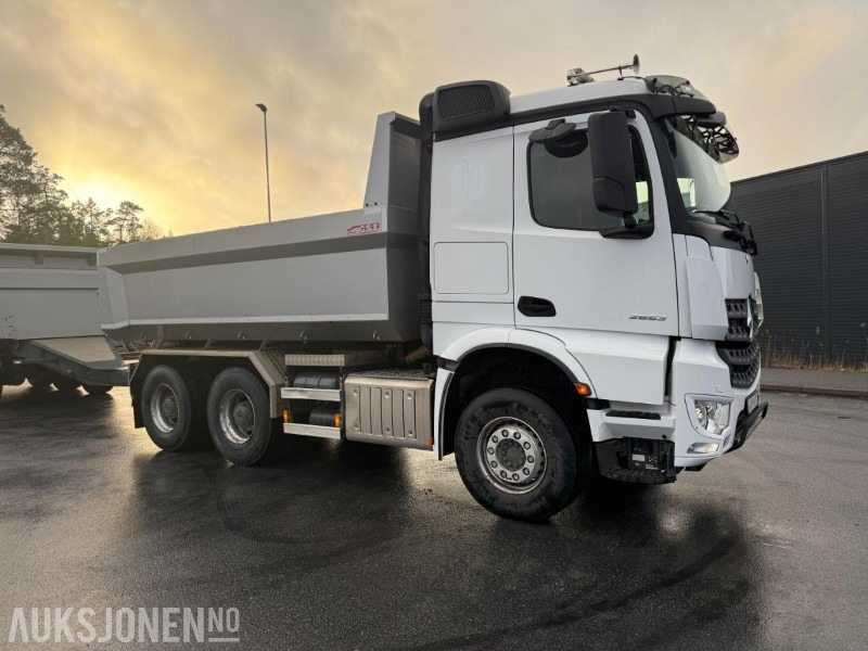 2020 Mercedes-Benz Arocs 2653 DUMPERBIL - GULLAVTALE - LAV KM. - Camión volquete: foto 2 2020 Mercedes-Benz Arocs 2653 DUMPERBIL - GULLAVTALE - LAV KM. - Camión volquete: foto 2