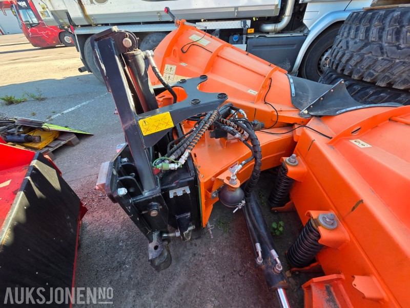 Equipo de construcción 2020 Pronar PUV-3600HD snøplog + slitestål: foto 6