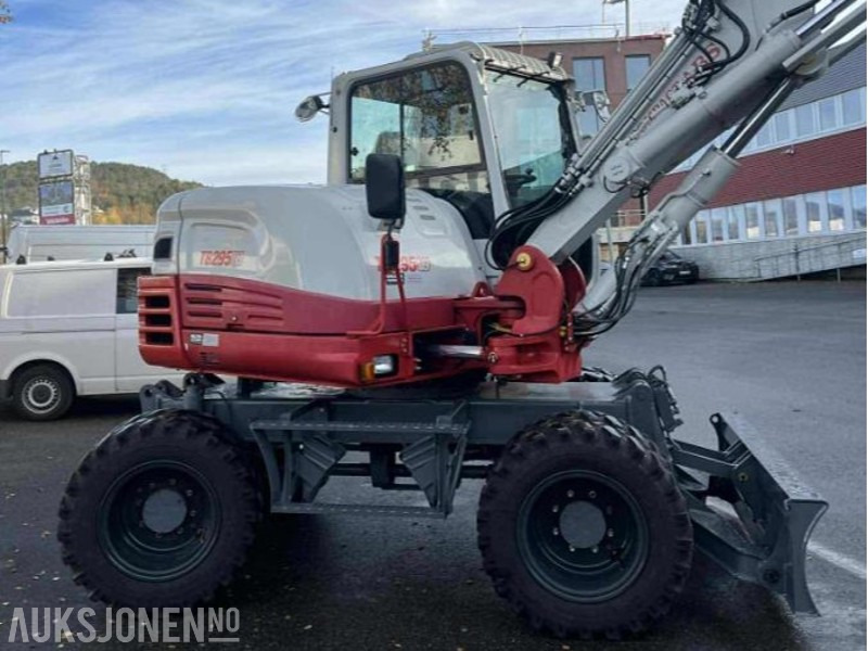 2020 Takeuchi TB295 W Ny smp rotortilt og pusskoffe Sentralsmøring Godkjent sertfisert - Excavadora: foto 2 2020 Takeuchi TB295 W Ny smp rotortilt og pusskoffe Sentralsmøring Godkjent sertfisert - Excavadora: foto 2