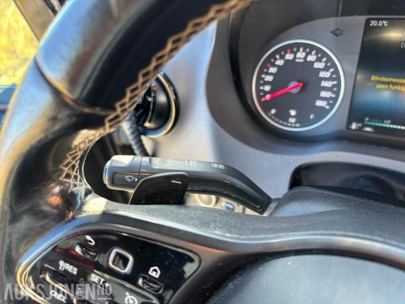 Minibús, Furgoneta de pasajeros 2021 MERCEDES-BENZ SPRINTER ILE AUTOMOTIVE 519 3.0 V6 DIESEL 16+1SETER. MIKROFON. WEBASTO. HENGERFESTE: foto 35 Minibús, Furgoneta de pasajeros 2021 MERCEDES-BENZ SPRINTER ILE AUTOMOTIVE 519 3.0 V6 DIESEL 16+1SETER. MIKROFON. WEBASTO. HENGERFESTE: foto 35