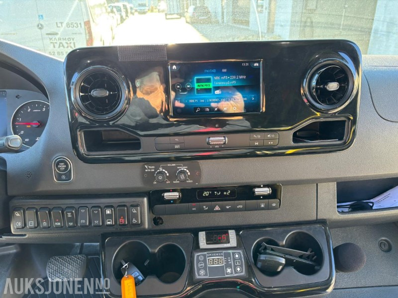 Minibús, Furgoneta de pasajeros 2021 MERCEDES-BENZ SPRINTER ILE AUTOMOTIVE 519 3.0 V6 DIESEL 16+1SETER. MIKROFON. WEBASTO. HENGERFESTE: foto 27 Minibús, Furgoneta de pasajeros 2021 MERCEDES-BENZ SPRINTER ILE AUTOMOTIVE 519 3.0 V6 DIESEL 16+1SETER. MIKROFON. WEBASTO. HENGERFESTE: foto 27