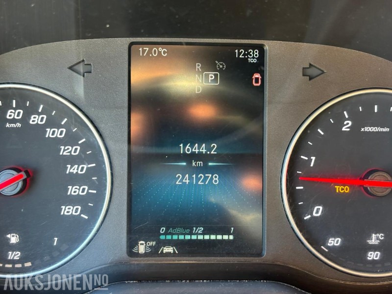 Minibús, Furgoneta de pasajeros 2021 MERCEDES-BENZ SPRINTER ILE AUTOMOTIVE 519 3.0 V6 DIESEL 16+1SETER. MIKROFON. WEBASTO. HENGERFESTE: foto 33 Minibús, Furgoneta de pasajeros 2021 MERCEDES-BENZ SPRINTER ILE AUTOMOTIVE 519 3.0 V6 DIESEL 16+1SETER. MIKROFON. WEBASTO. HENGERFESTE: foto 33