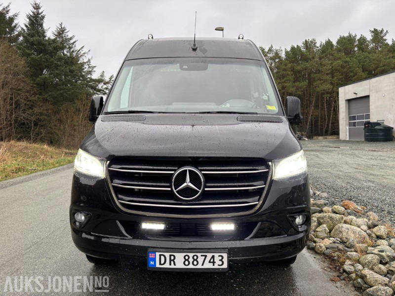 Minibús, Furgoneta de pasajeros 2021 MERCEDES-BENZ SPRINTER ILE AUTOMOTIVE 519 3.0 V6 DIESEL 16+1SETER. MIKROFON. WEBASTO. HENGERFESTE: foto 11 Minibús, Furgoneta de pasajeros 2021 MERCEDES-BENZ SPRINTER ILE AUTOMOTIVE 519 3.0 V6 DIESEL 16+1SETER. MIKROFON. WEBASTO. HENGERFESTE: foto 11