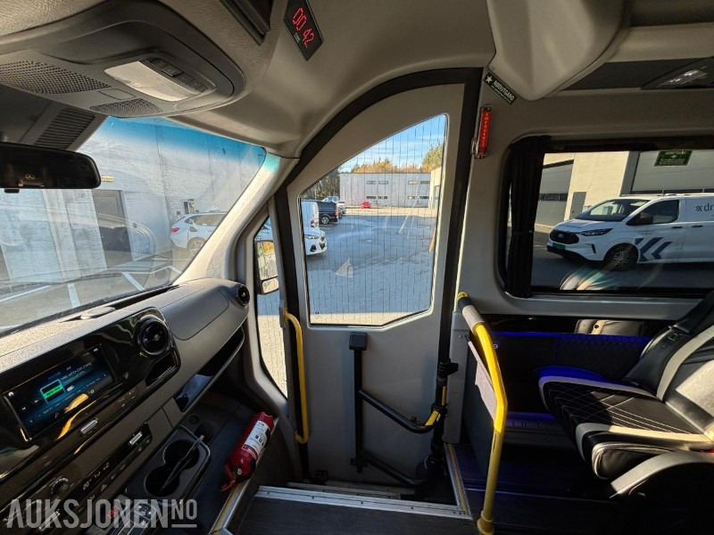 Minibús, Furgoneta de pasajeros 2021 MERCEDES-BENZ SPRINTER ILE AUTOMOTIVE 519 3.0 V6 DIESEL 16+1SETER. MIKROFON. WEBASTO. HENGERFESTE: foto 18 Minibús, Furgoneta de pasajeros 2021 MERCEDES-BENZ SPRINTER ILE AUTOMOTIVE 519 3.0 V6 DIESEL 16+1SETER. MIKROFON. WEBASTO. HENGERFESTE: foto 18