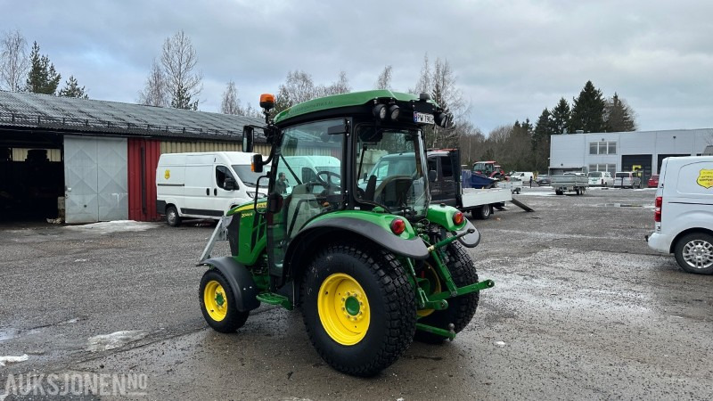 2022 JOHN DEERE 3046R TRAKTOR, HØYT UTSTYRSNIVÅ, 206 TIMER - Tractor: foto 4 2022 JOHN DEERE 3046R TRAKTOR, HØYT UTSTYRSNIVÅ, 206 TIMER - Tractor: foto 4