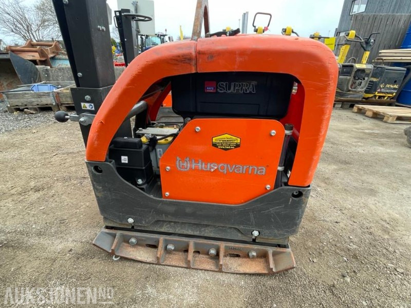 2023 Husqvarna LG 504 Vibroplate - Diesel - 470 kg. - 54 timer. - Rodillo: foto 1 2023 Husqvarna LG 504 Vibroplate - Diesel - 470 kg. - 54 timer. - Rodillo: foto 1