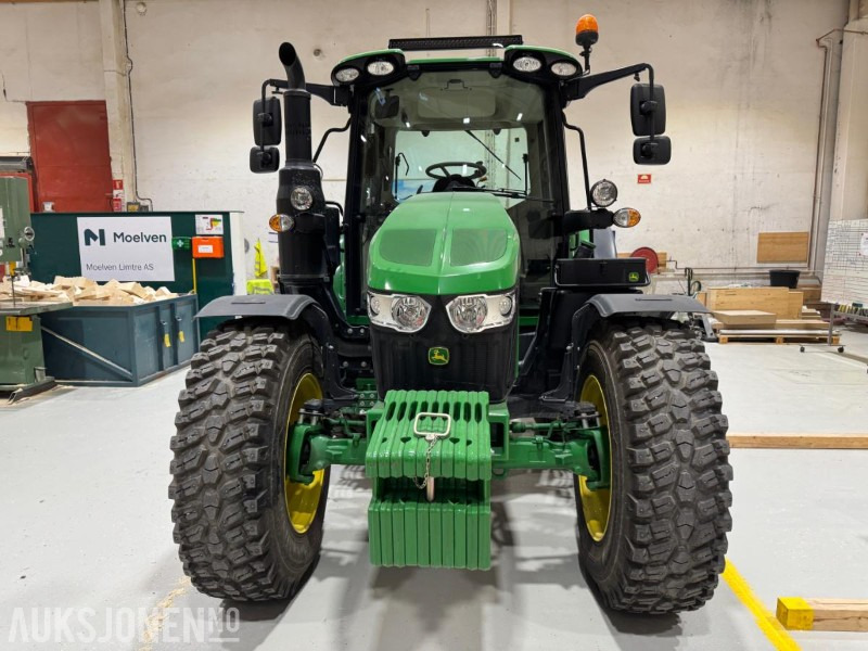 2023 John Deere 6100M TRAKTOR MED 2 SETT HJUL, KUN 1543 TIMER - Tractor: foto 2 2023 John Deere 6100M TRAKTOR MED 2 SETT HJUL, KUN 1543 TIMER - Tractor: foto 2