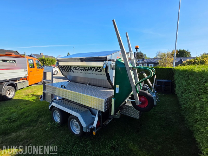 2024 Brian James Trailers A-Type asfalthenger med 2021 Svepac F 90A vibroplate 2.9kW, 2022 Honda EU22i strømaggregat og utstyr - Equipo de construcción: foto 3 2024 Brian James Trailers A-Type asfalthenger med 2021 Svepac F 90A vibroplate 2.9kW, 2022 Honda EU22i strømaggregat og utstyr - Equipo de construcción: foto 3