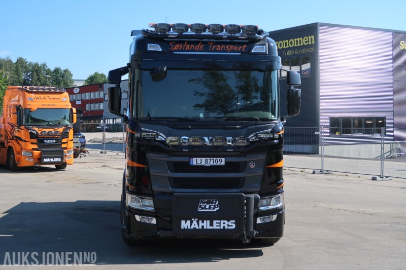 2024 Scania R590 8x4 brøyterigget krokbil m/ 24t JOAB krok - 12 000 km - serviceavtale - Camión multibasculante: foto 4 2024 Scania R590 8x4 brøyterigget krokbil m/ 24t JOAB krok - 12 000 km - serviceavtale - Camión multibasculante: foto 4