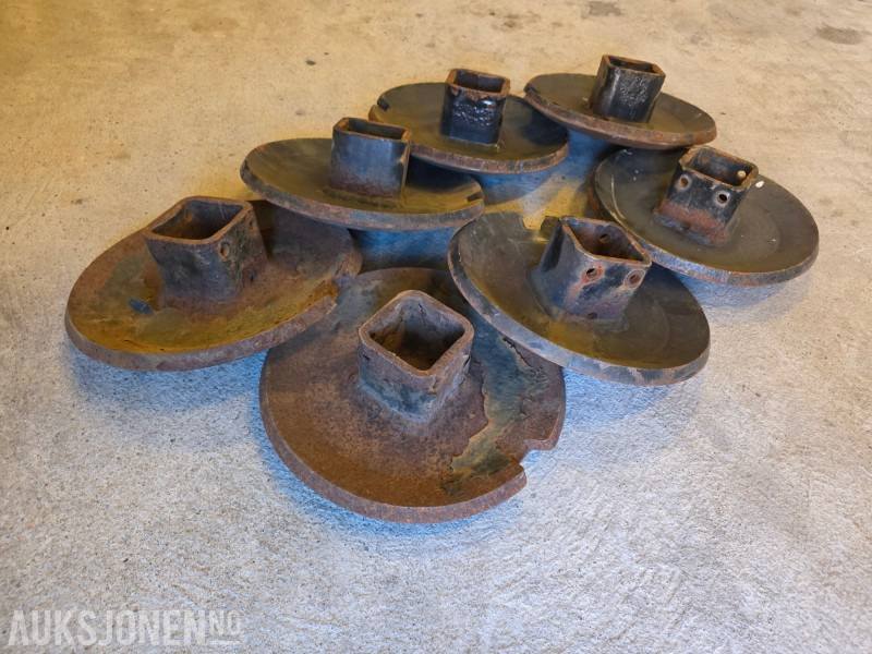 7 stk slitesko til Brøyteskjær/plog - Equipo de construcción: foto 1 7 stk slitesko til Brøyteskjær/plog - Equipo de construcción: foto 1