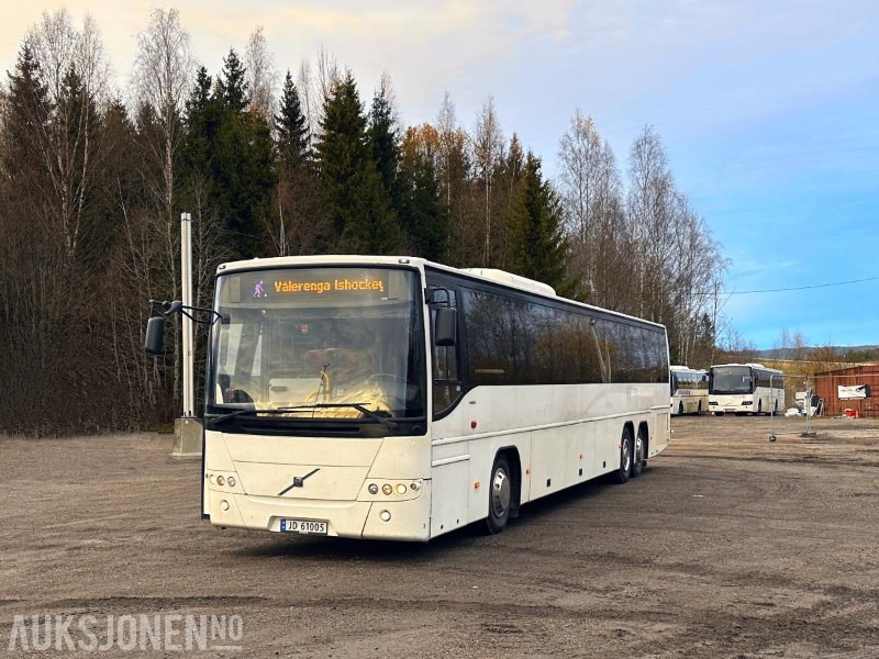 2012 Volvo 8700 B13B 6X2 TURBUSS 45 SITTEPLASSER 29 STÅPLASSER - Autobús: foto 1 2012 Volvo 8700 B13B 6X2 TURBUSS 45 SITTEPLASSER 29 STÅPLASSER - Autobús: foto 1