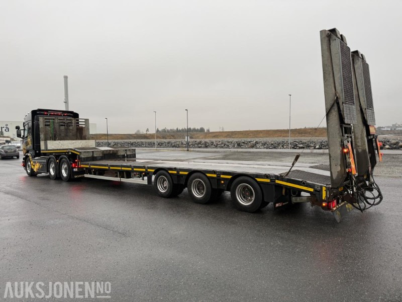 2015 Scania R580 TUNGTREKKER M/MASKINHENGER 6X4 SERVICEHISTORIKK EURO-6 581HK. - Cabeza tractora: foto 4 2015 Scania R580 TUNGTREKKER M/MASKINHENGER 6X4 SERVICEHISTORIKK EURO-6 581HK. - Cabeza tractora: foto 4