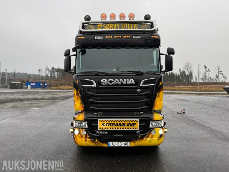 2015 Scania R580 TUNGTREKKER M/MASKINHENGER 6X4 SERVICEHISTORIKK EURO-6 581HK. - Cabeza tractora: foto 3 2015 Scania R580 TUNGTREKKER M/MASKINHENGER 6X4 SERVICEHISTORIKK EURO-6 581HK. - Cabeza tractora: foto 3