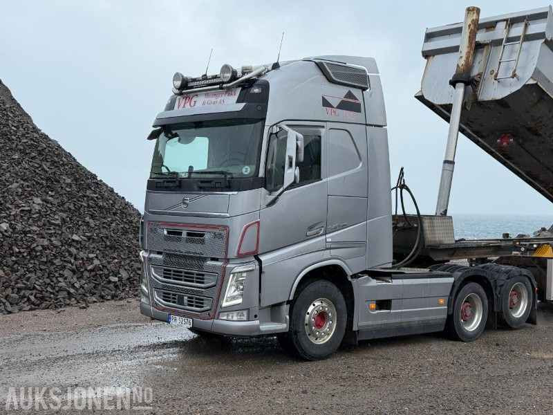 2018 Volvo 540 6x4 - Hydraulikk - I Shift - Cabeza tractora: foto 1 2018 Volvo 540 6x4 - Hydraulikk - I Shift - Cabeza tractora: foto 1