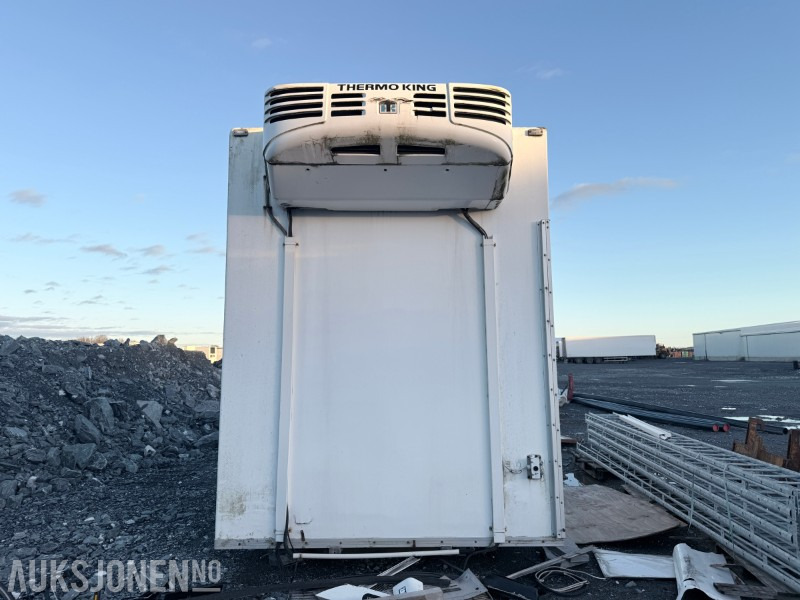 2005 Bussbygg thermoskap med full sideåpning - Camión: foto 2 2005 Bussbygg thermoskap med full sideåpning - Camión: foto 2