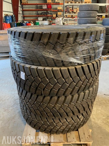 4 stk Bridgestone M-DRIVE 315/80/22,5 lastebildekk - Camión: foto 1 4 stk Bridgestone M-DRIVE 315/80/22,5 lastebildekk - Camión: foto 1