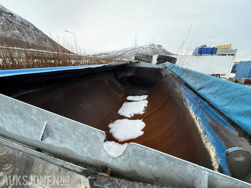 Nor Slep Asfaltbalje til 3 akslet bil - Giljotinluke - Kapell - Camión: foto 5 Nor Slep Asfaltbalje til 3 akslet bil - Giljotinluke - Kapell - Camión: foto 5