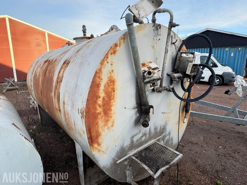 Dieseltank med pumpe - Equipo de construcción: foto 2 Dieseltank med pumpe - Equipo de construcción: foto 2