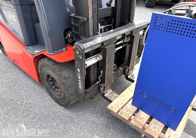 2014 Toyota 8FBMKT25 – 2,5T elektrisk gaffeltruck - Equipo de manutención: foto 5 2014 Toyota 8FBMKT25 – 2,5T elektrisk gaffeltruck - Equipo de manutención: foto 5