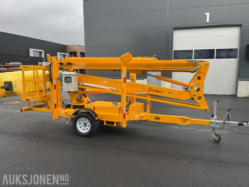 Fodit Hengerlift FT-18A Dual Kan brukes på 230v eller bensin Demo Lift - Plataforma elevadora: foto 3 Fodit Hengerlift FT-18A Dual Kan brukes på 230v eller bensin Demo Lift - Plataforma elevadora: foto 3