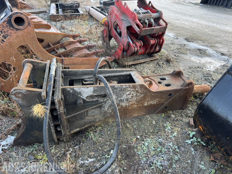 2008 Daemo DMB180 pigghammer - Implemento para Maquinaria de construcción: foto 3 2008 Daemo DMB180 pigghammer - Implemento para Maquinaria de construcción: foto 3