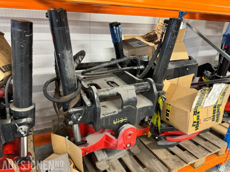Implemento para Maquinaria de construcción 2018 R8 ROTOTILT: foto 1