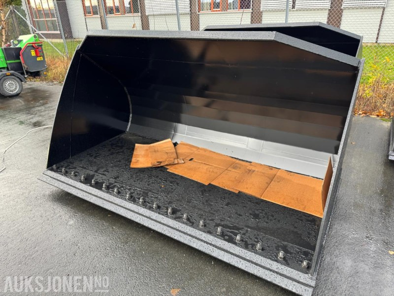 2025 Hjullasterskuffe med BM feste og utskiftbar kniv. - Implemento para Maquinaria de construcción: foto 1 2025 Hjullasterskuffe med BM feste og utskiftbar kniv. - Implemento para Maquinaria de construcción: foto 1