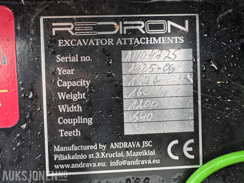 2025 Redron S40 hydraulisk pusseskuffe, 1200 mm bredde, 150 liter - Implemento para Maquinaria de construcción: foto 4 2025 Redron S40 hydraulisk pusseskuffe, 1200 mm bredde, 150 liter - Implemento para Maquinaria de construcción: foto 4