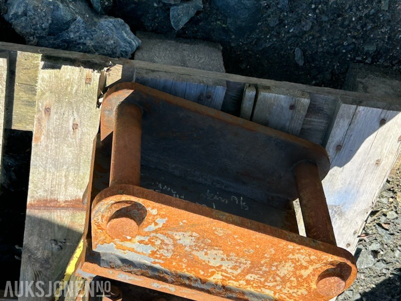 Andre Soosan hydraulisk pigghammer med S40 feste - Implemento para Maquinaria de construcción: foto 5 Andre Soosan hydraulisk pigghammer med S40 feste - Implemento para Maquinaria de construcción: foto 5