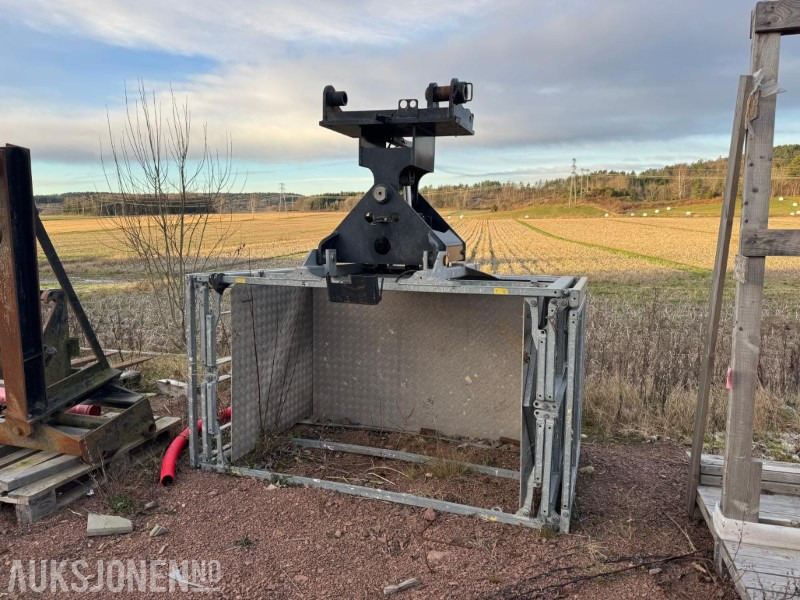 Manitou Mannskapskurv, jib og pallegafler - Implemento para Maquinaria de construcción: foto 1 Manitou Mannskapskurv, jib og pallegafler - Implemento para Maquinaria de construcción: foto 1