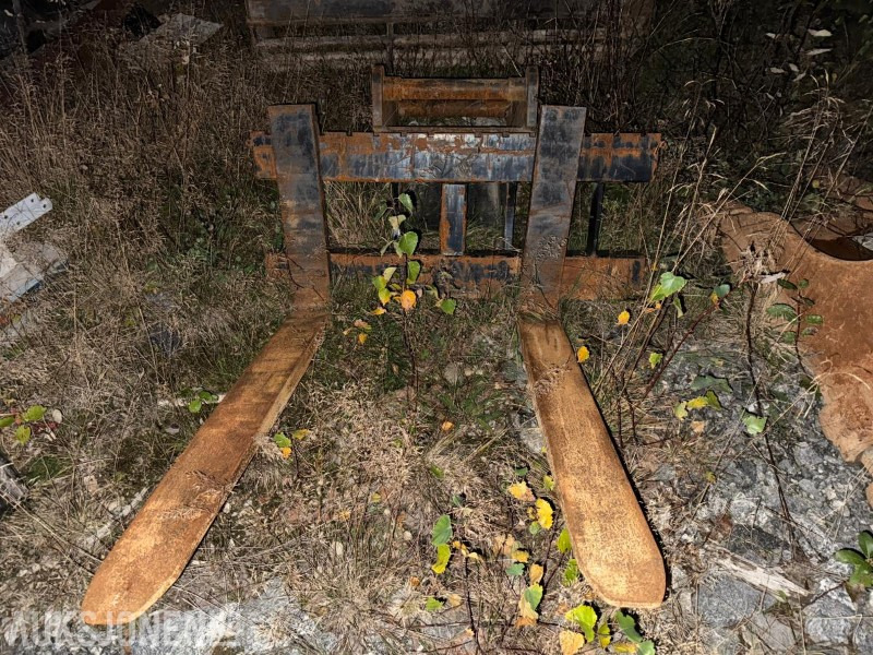 Pallegaffel m/kombi feste S60 og S70 - Implemento para Maquinaria de construcción: foto 2 Pallegaffel m/kombi feste S60 og S70 - Implemento para Maquinaria de construcción: foto 2