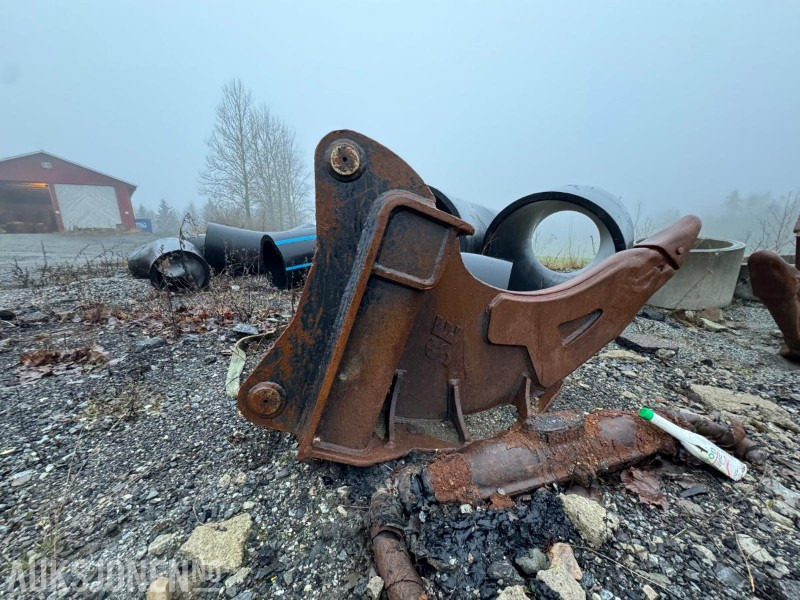 SE Equipment rippertann – S70 feste - Implemento para Maquinaria de construcción: foto 1 SE Equipment rippertann – S70 feste - Implemento para Maquinaria de construcción: foto 1