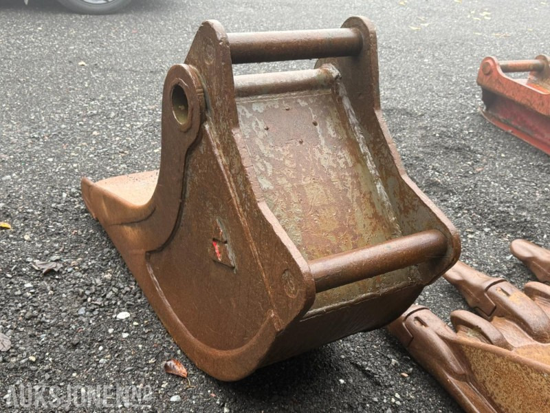 Smalskuffe med S60 feste - Implemento para Maquinaria de construcción: foto 5 Smalskuffe med S60 feste - Implemento para Maquinaria de construcción: foto 5