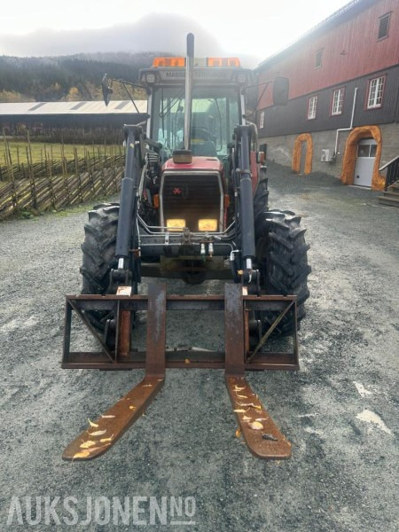 MASSEY FERGUSON 3090 MED FRONTLASTER / PALLEGAFFLER - Tractor: foto 3 MASSEY FERGUSON 3090 MED FRONTLASTER / PALLEGAFFLER - Tractor: foto 3