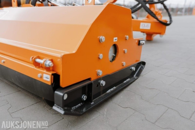 2024 Leopard RB160 Kantklipper for traktor - Hydraulisk sideforskyvning - Maquinaria agrícola: foto 5 2024 Leopard RB160 Kantklipper for traktor - Hydraulisk sideforskyvning - Maquinaria agrícola: foto 5