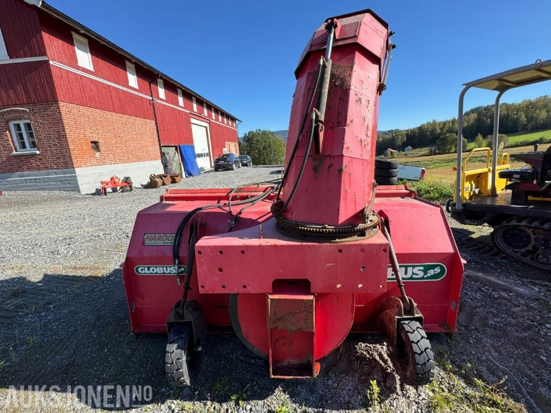 Globus GTF 250 snøfres med hydraulisk tut - Maquinaria agrícola: foto 4 Globus GTF 250 snøfres med hydraulisk tut - Maquinaria agrícola: foto 4