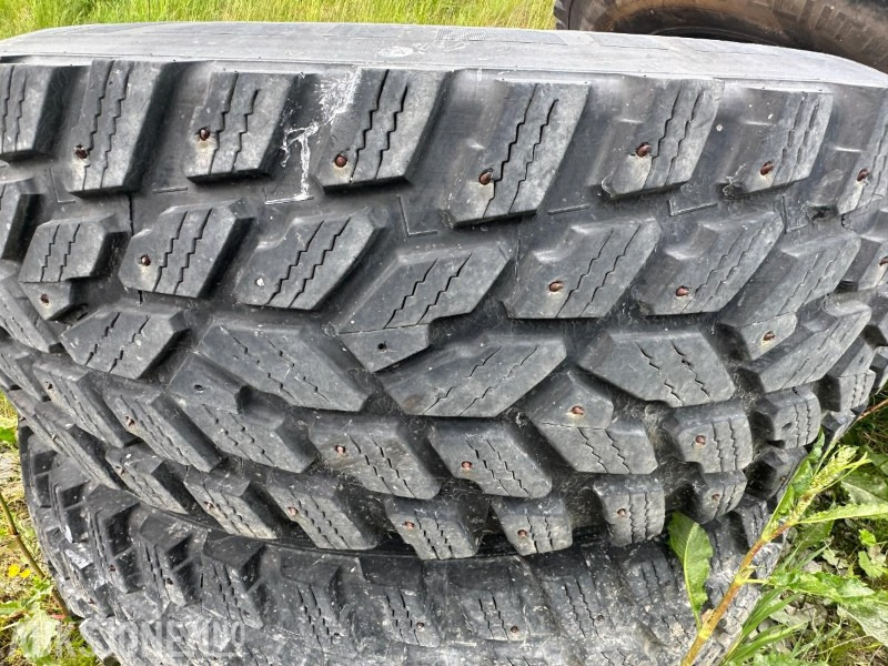 Nokian Hakkapelitta - Vinterhjul til JCB Fastrac 8310 - Maquinaria agrícola: foto 2 Nokian Hakkapelitta - Vinterhjul til JCB Fastrac 8310 - Maquinaria agrícola: foto 2