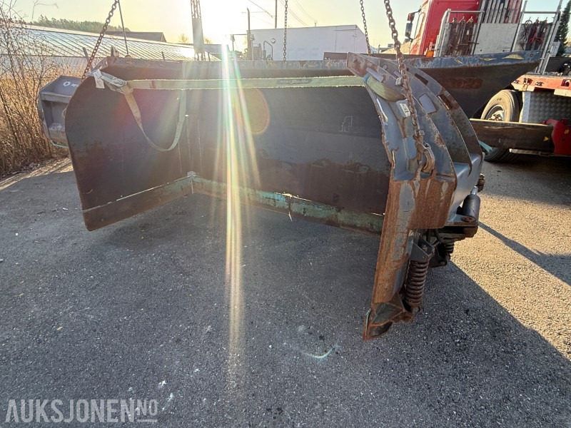 Stark Lametal UA4800 U-plog - Maquinaria agrícola: foto 3 Stark Lametal UA4800 U-plog - Maquinaria agrícola: foto 3