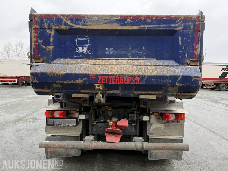 Mercedes-Benz Arocs 3252 – 2021-modell, 520 hk, Zetterbergs dumperkasse - Camión volquete: foto 5 Mercedes-Benz Arocs 3252 – 2021-modell, 520 hk, Zetterbergs dumperkasse - Camión volquete: foto 5