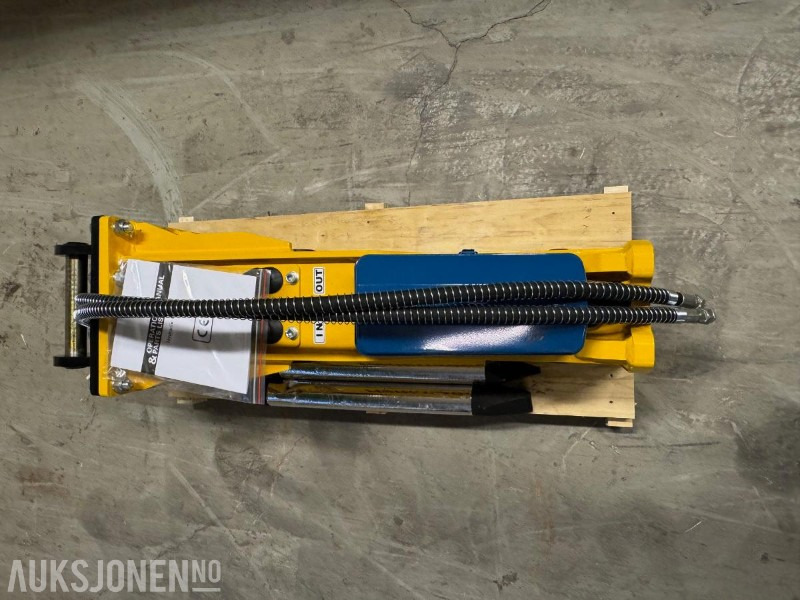 NY HENIMA PIGGHAMMER TIL 4-7 TONNS GRAVEMASKIN S40 M/GARANTI - Martillo hidráulico: foto 4 NY HENIMA PIGGHAMMER TIL 4-7 TONNS GRAVEMASKIN S40 M/GARANTI - Martillo hidráulico: foto 4