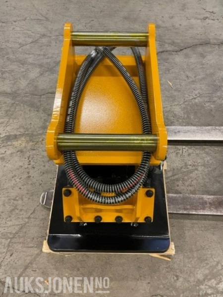 NY HENIMA VIBROPLATE TIL 4-9 TONNS GRAVEMASKIN S50 FESTE M/GARANTI - Rodillo: foto 4 NY HENIMA VIBROPLATE TIL 4-9 TONNS GRAVEMASKIN S50 FESTE M/GARANTI - Rodillo: foto 4